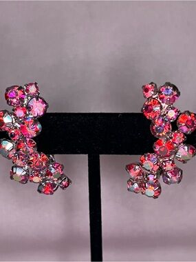 Vintage Pink Aurora Borealis Clip On Earrings